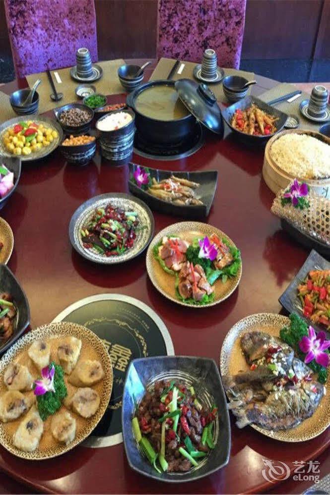 Liuzhou Sanjiangxian Dongxiangguo Hotel Luaran gambar
