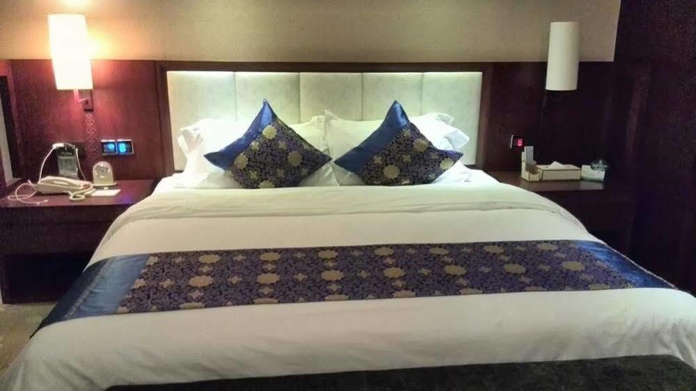 Liuzhou Sanjiangxian Dongxiangguo Hotel Luaran gambar